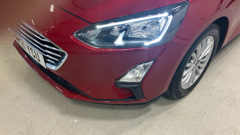 Ford Focus 1.0 EcoBoost Hybrid mHEV 125 Titanium Edition 5dr Petrol Hatchback